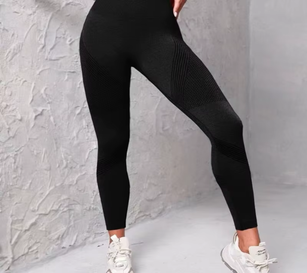 Contour Confidence High-Waist Leggings